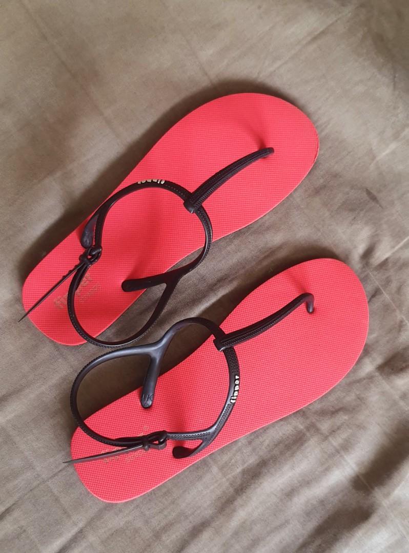 Size fipper clearance strappy