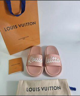 Louis Vuitton Monogram Canvas Sunbath Flat Mules Size 41 Louis Vuitton |  The Luxury Closet