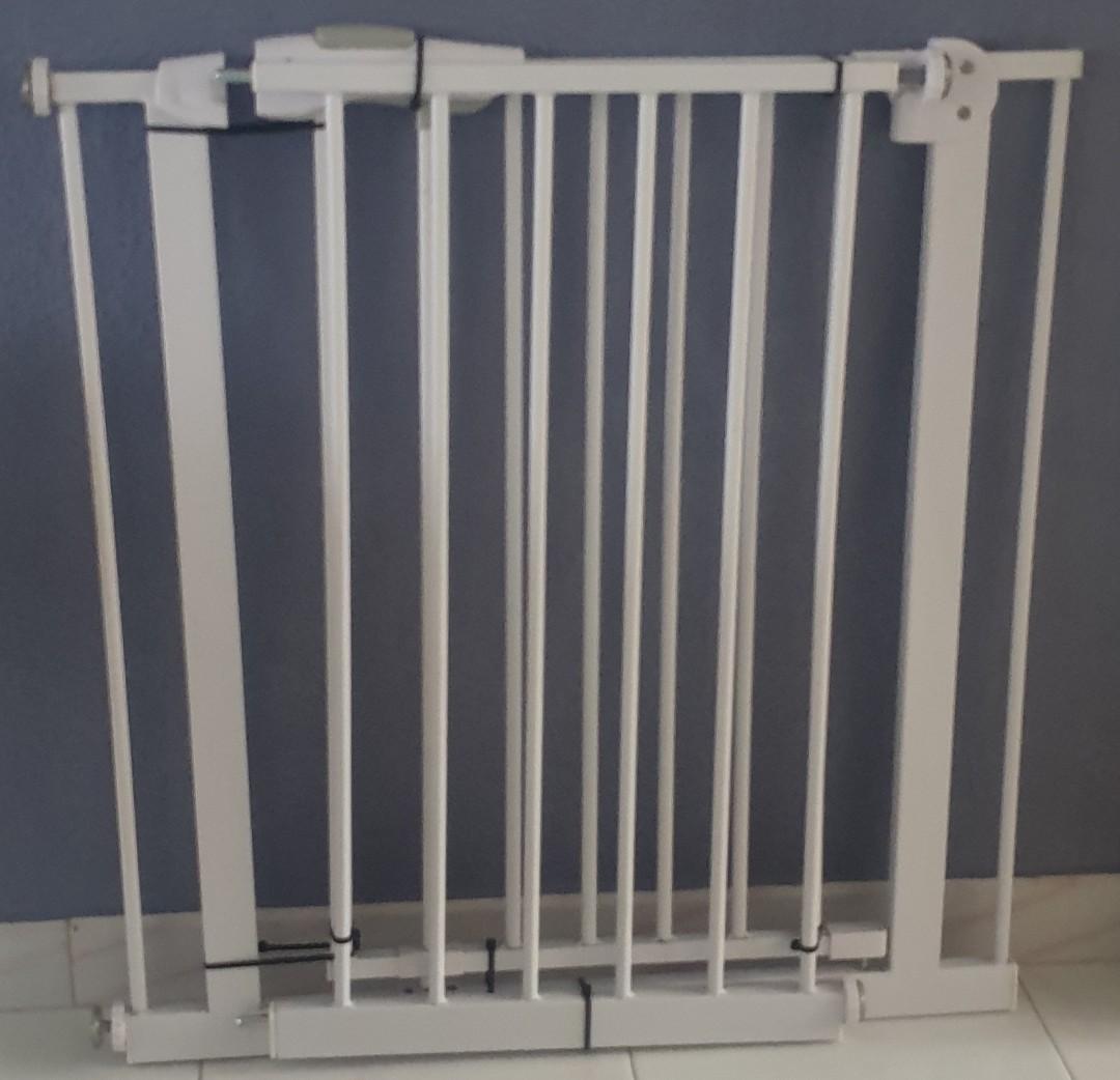 Second hand safety gates online