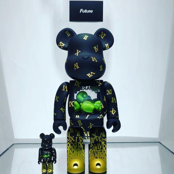 Bearbrick - Shareef 3 100% & 400%, 興趣及遊戲, 玩具& 遊戲類- Carousell