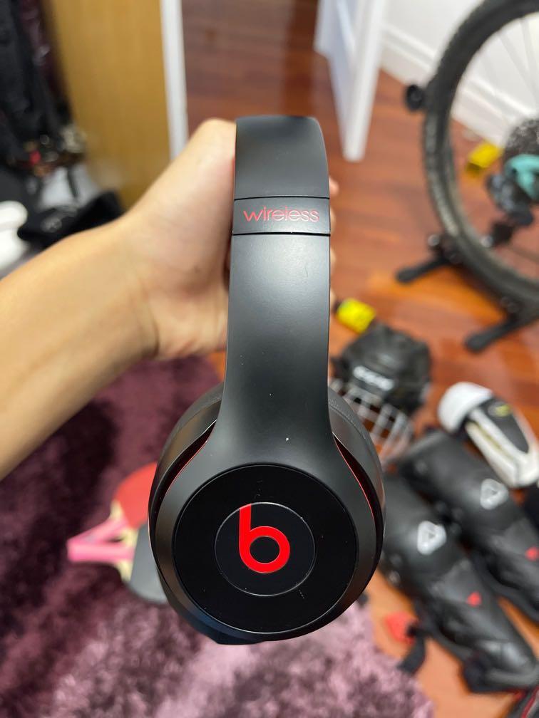 Beats Solo 3 wireless 10 year anniversary version