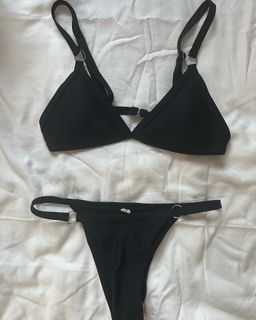 （分類：）位於 。 由 hkbroke 提交（商品編號 1174830127，圖片 1）。簡介： 。