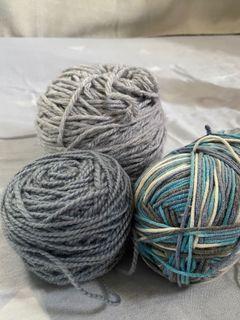 Blue/Gray Yarn Bundle