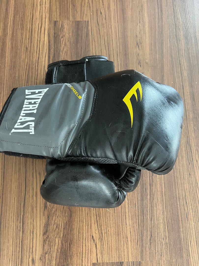 Boxing Gloves Everlast Evershield 14oz Men s Fashion