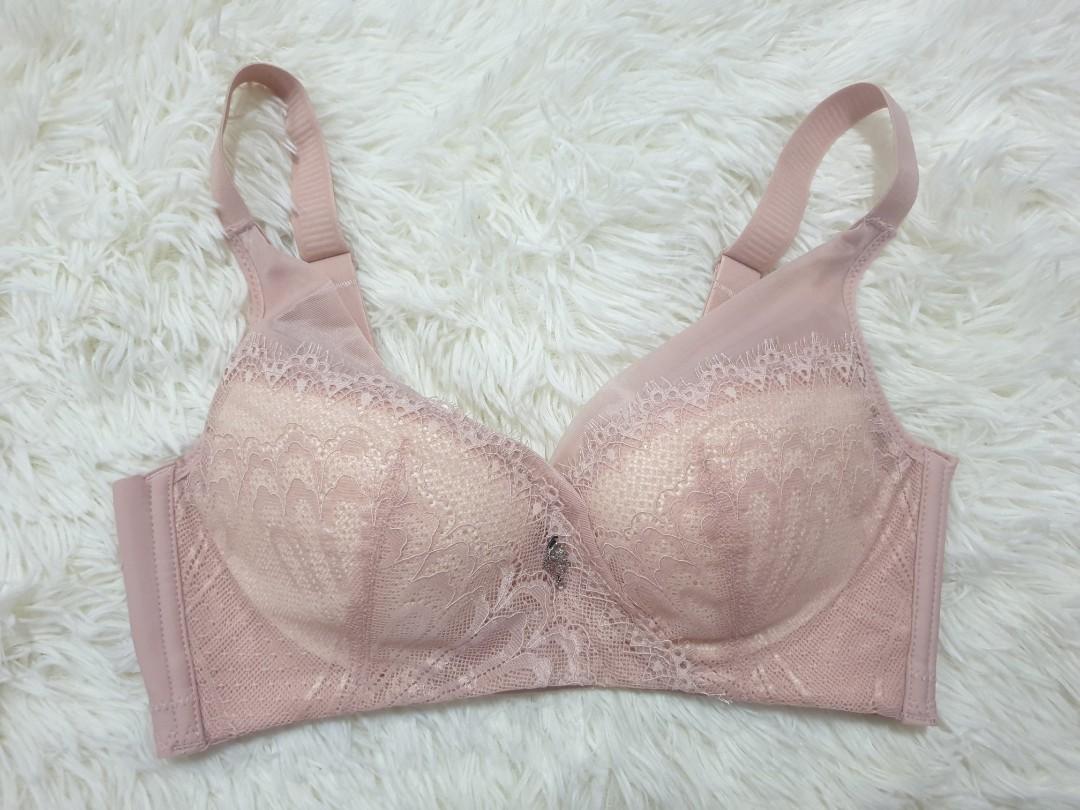 BRA SIZE 32/70B (NEW) MURAH, Women's Fashion, Tops, Other Tops on