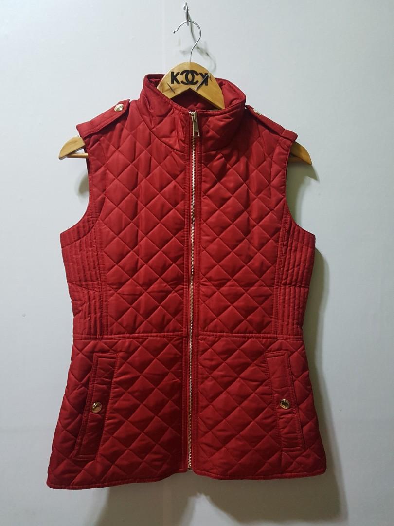 Burberry vest red store