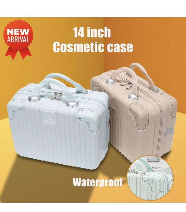 New chic travel bag on sale
