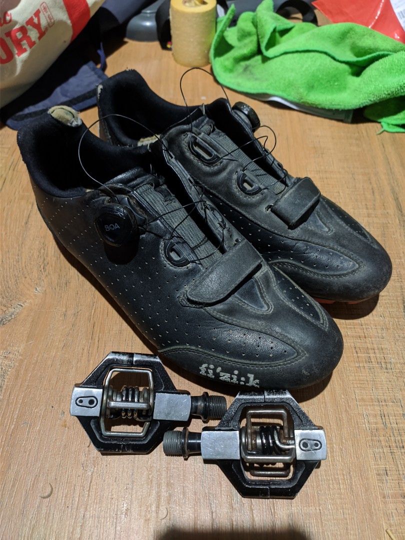 Cleats set deals