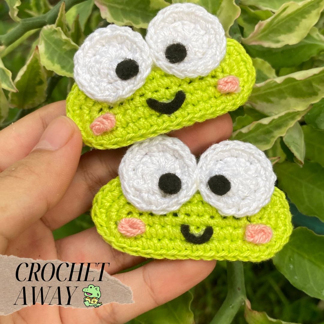 Crochet hair clips, Women's Fashion, Watches & Accessories, Hair