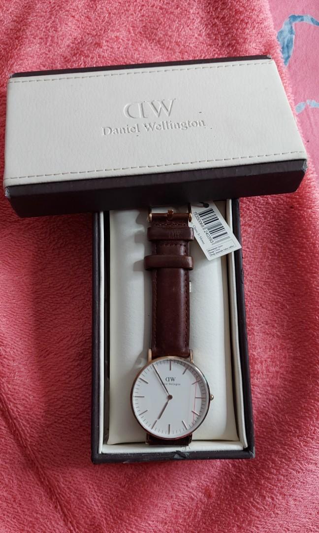 Harga jam daniel on sale wellington classic st mawes