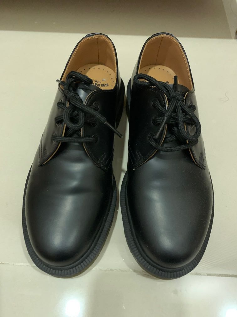1461 narrow store fit smooth black