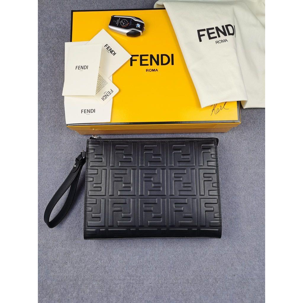 Harga clutch fendi store