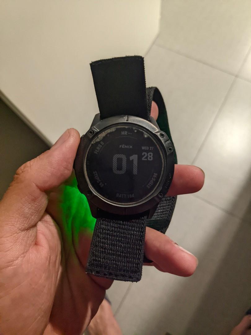 Garmin Fenix 6X Sapphire (Category: Men's Watches) located in Bacolod City. Submitted by kiiroitor1 (Listing ID 1174889611, Image 2). Description: Used for a few months No issue Bubbling of screen protector, can be removed..