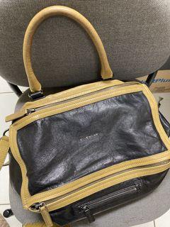 Givenchy Pandora