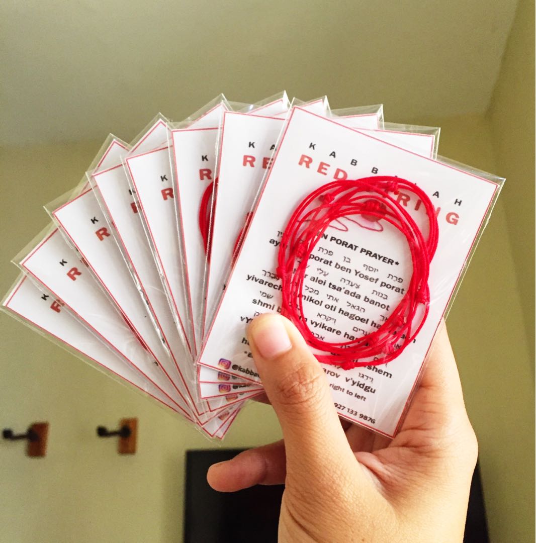 Kabbalah Red String, Women's Fashion, Jewelry & Organizers, Charms on ...