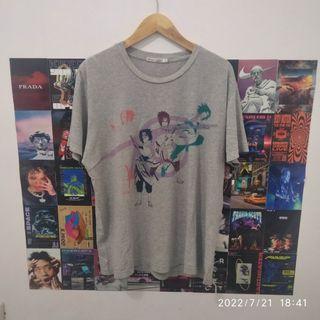 Kaos Uniqlo x Sasuke