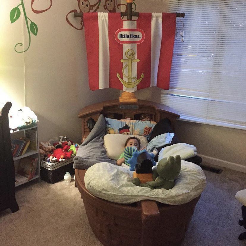 Little tikes Pirate Ship Bed for Toddler, Babies & Kids, Baby Nursery
