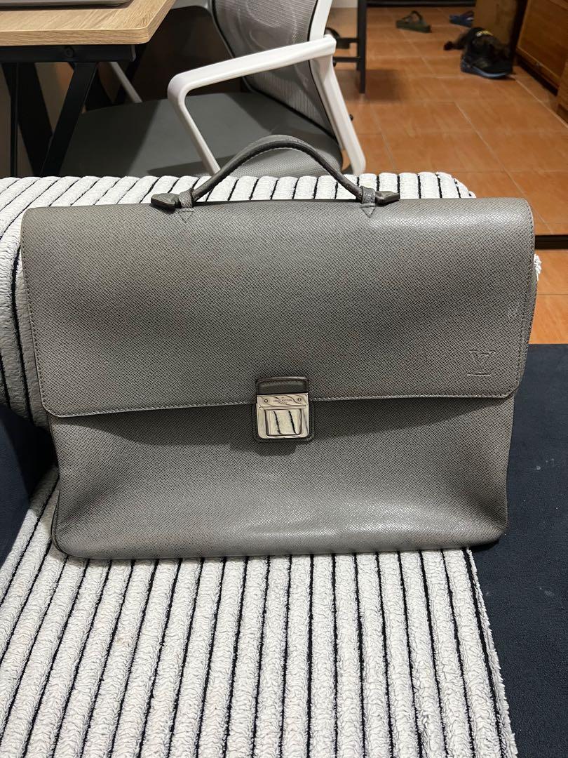 Louis Vuitton Gray Taiga Leather Vassili GM Briefcase Bag at