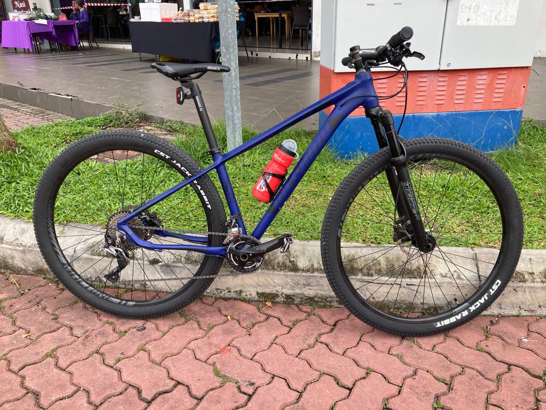 Quartz shop mountain bike