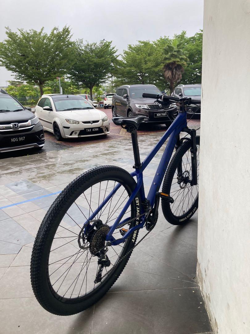 Quartz hotsell mountain bike