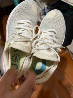 (Category: ) located in . Submitted by decluterring2023 (Listing ID 1174831937, Image 1). Description: .