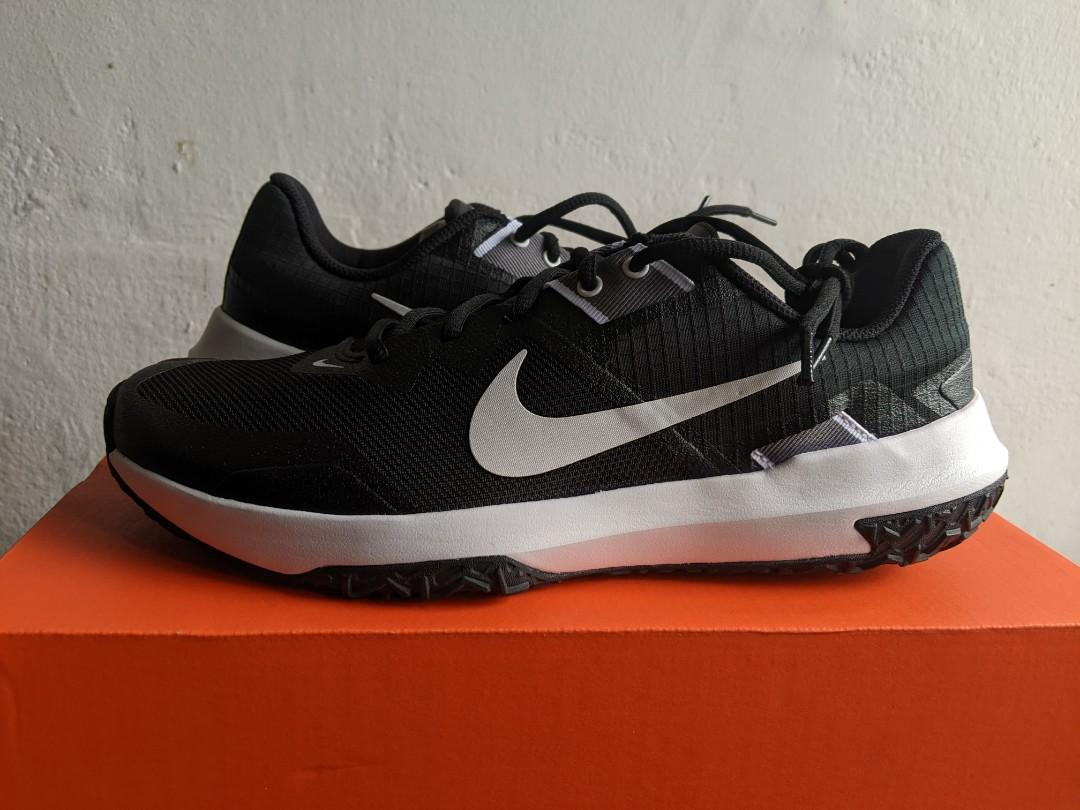 Men's varsity compete best sale training shoe