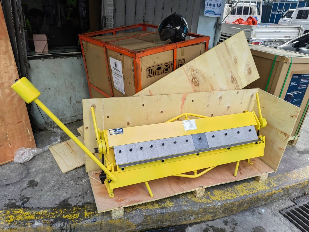 Pan & Box Brake Bender, Commercial & Industrial, Industrial Equipment ...