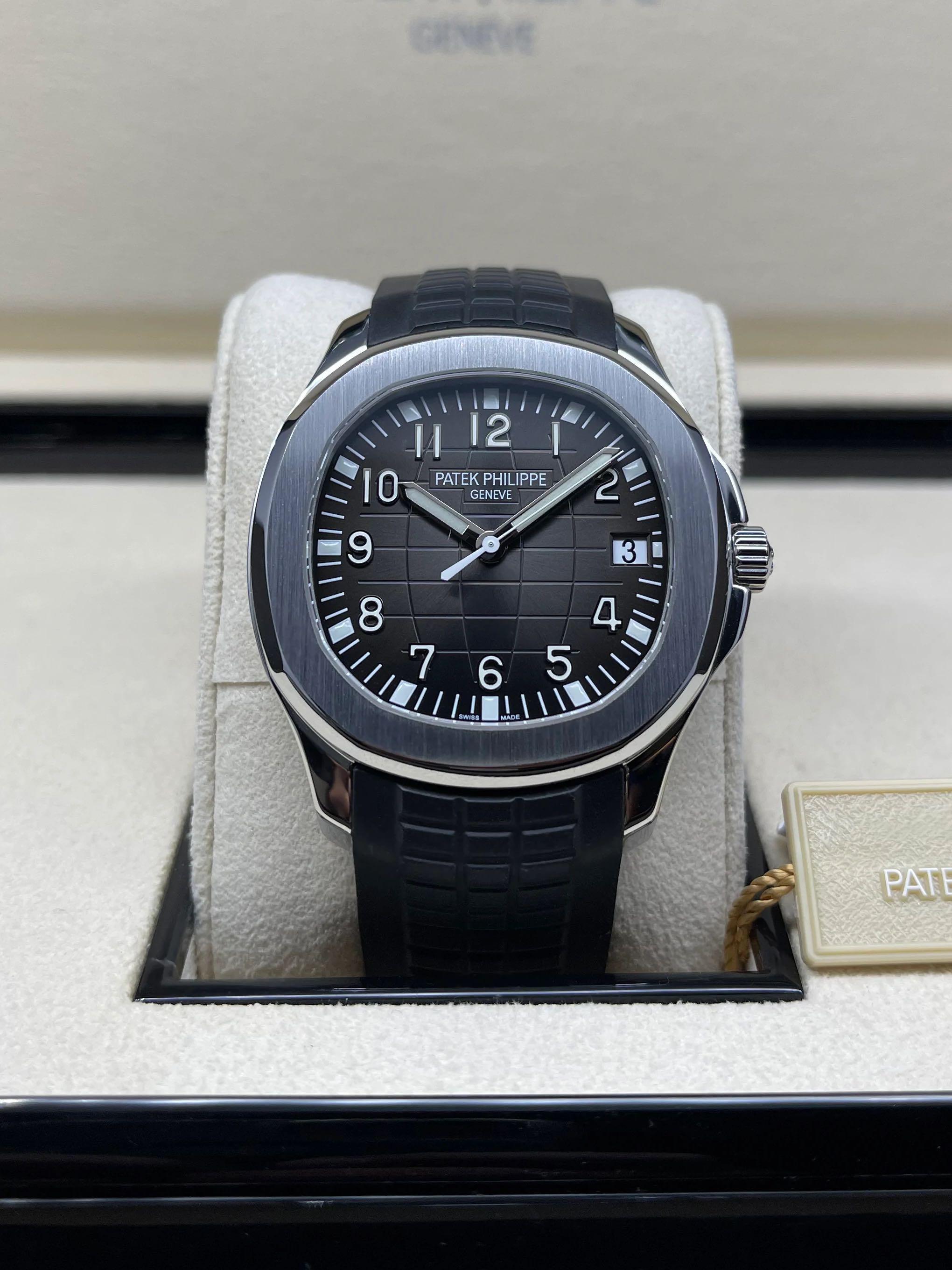 Patek Philippe Aquanaut Date Black Dial 5167a 16 Men S Fashion Watches Accessories Watches On Carousell