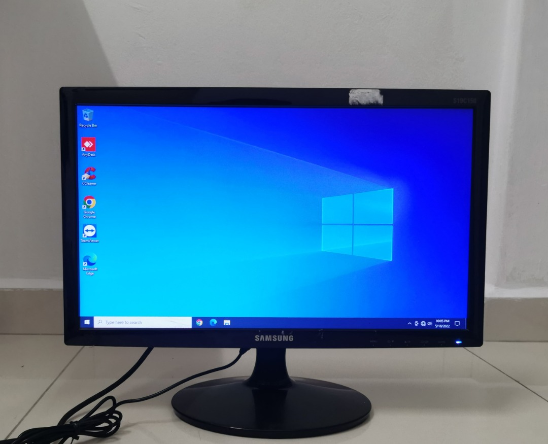 Samsung 19 inch wide Monitor, Computers & Tech, Parts & Accessories