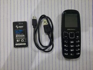Small keypad phone