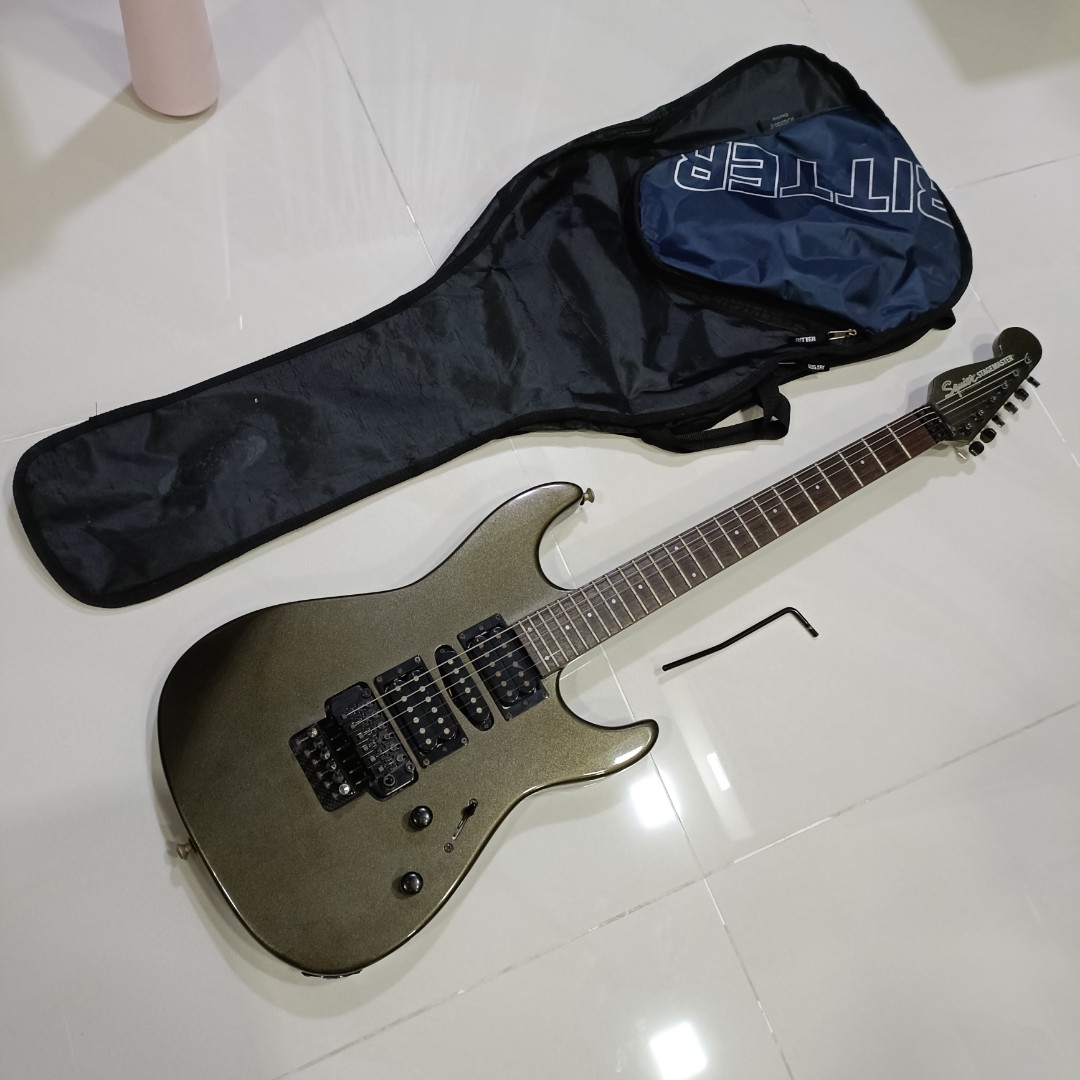Squier best sale stagemaster deluxe