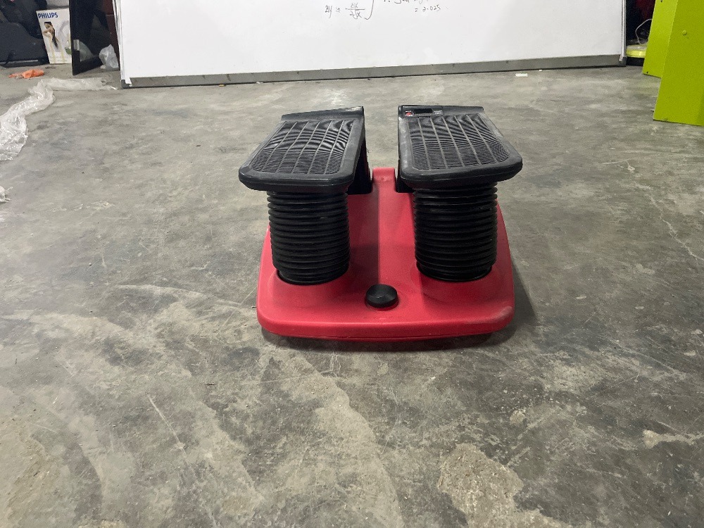 Stepper Exercise Machine Red & Black Colour / Mesin Latihan Stepper ...