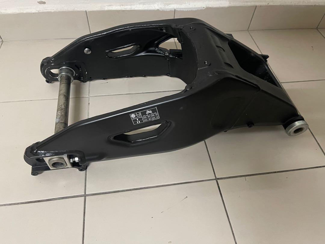 Swing arm sale r1m