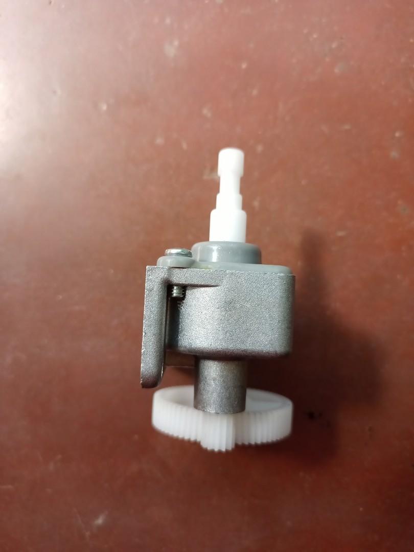 Taiwan Std Electric fan gear box, TV & Home Appliances, TV