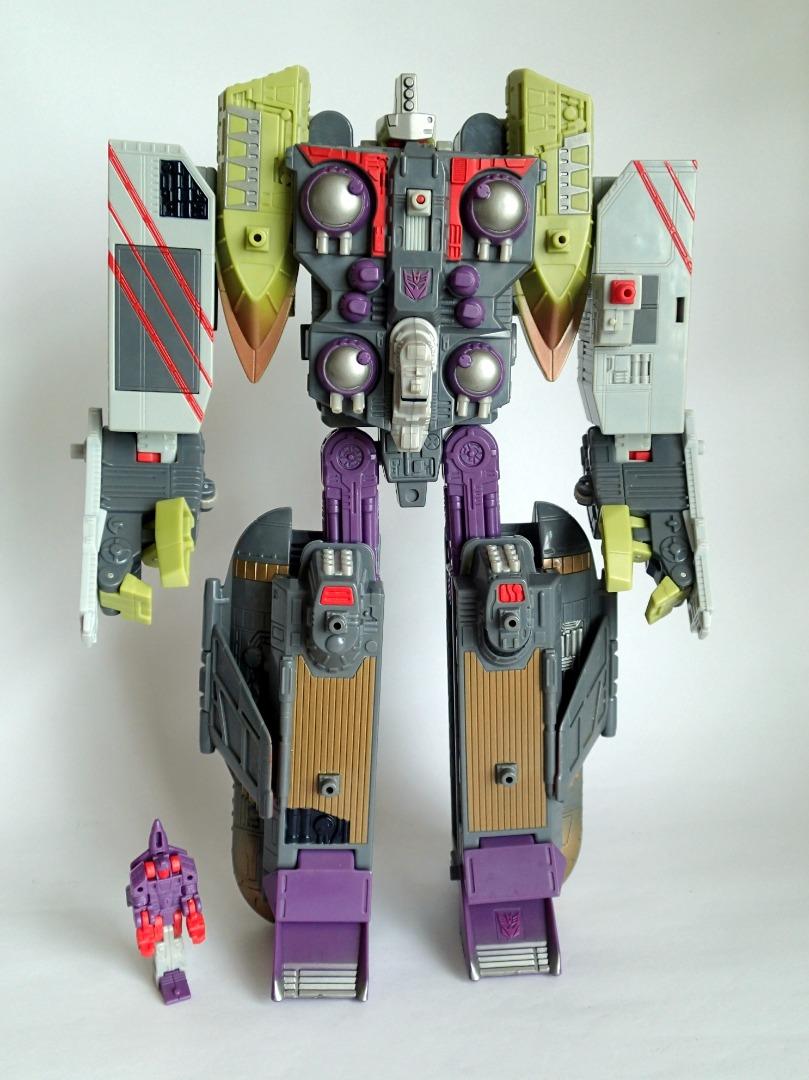 Transformers Armada Tidal Wave and Megatron with MiniCon Figures