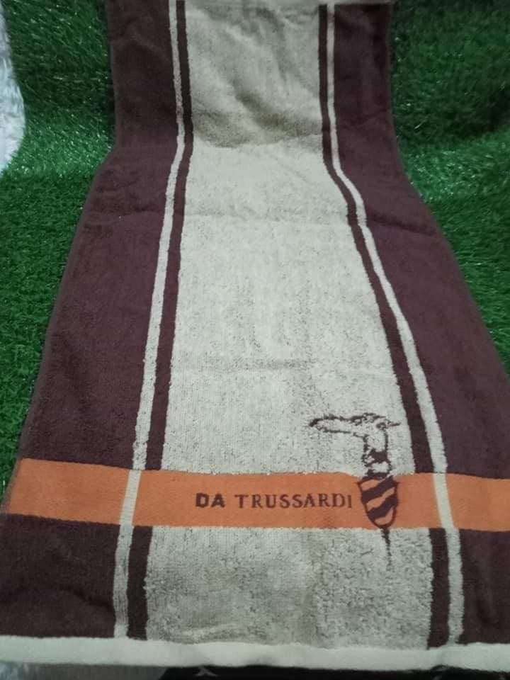 Trussardi Long Hand Towel (Category: Bath) located in Marikina City. Submitted by platesandthings (Listing ID 1174870943, Image 2). Description: Trussardi Long Hand Towel - P300.00.