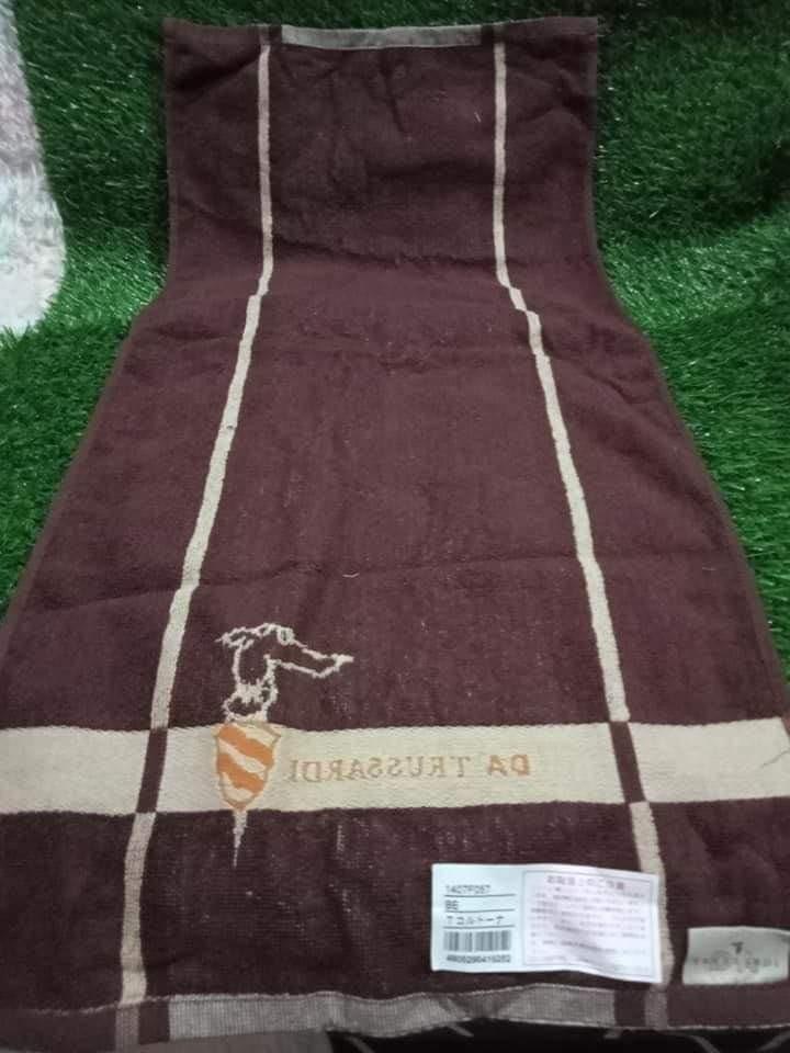 Trussardi Long Hand Towel (Category: Bath) located in Marikina City. Submitted by platesandthings (Listing ID 1174870943, Image 1). Description: Trussardi Long Hand Towel - P300.00.