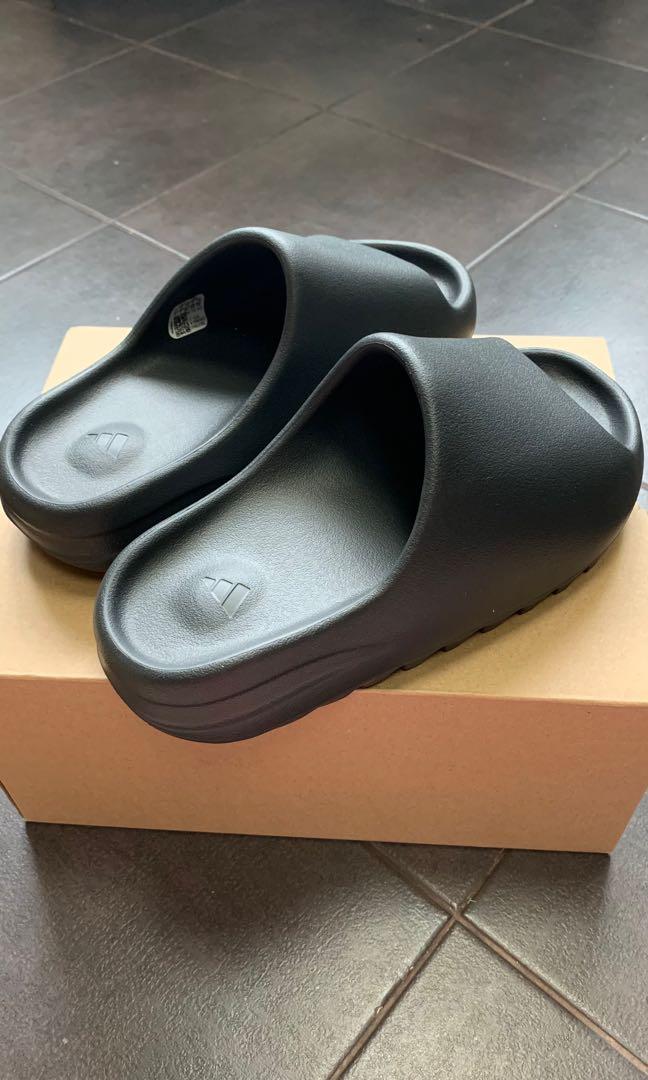 Yeezy Slides in Onyx US 7 (40 1/2), Men's Fashion, Footwear, Slippers u0026  Slides on Carousell