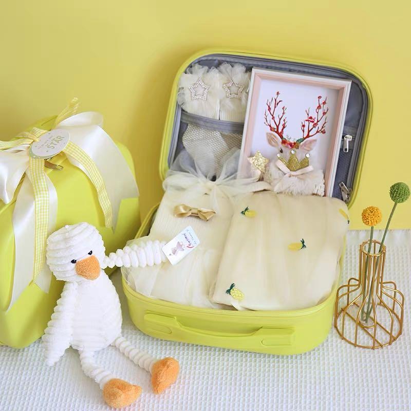 Birth hamper on sale