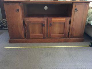 Tv unit - measurements in description 