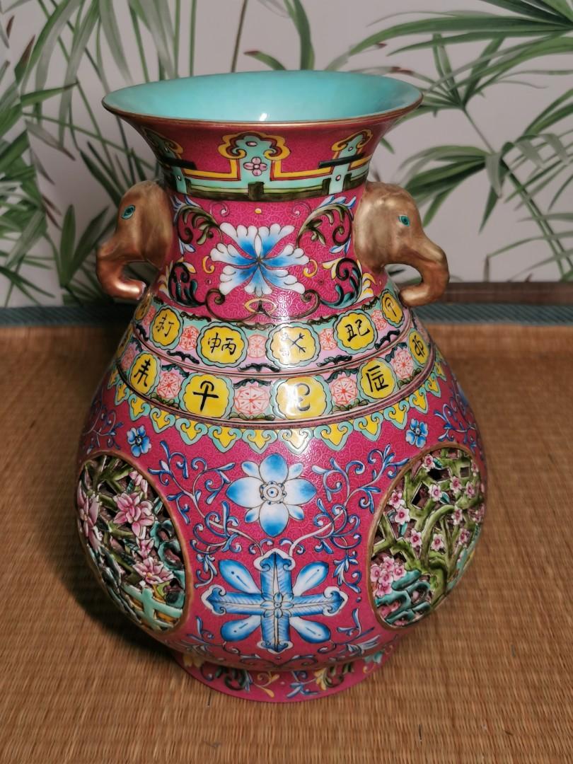 中国古董大清乾隆特大花瓶。-
