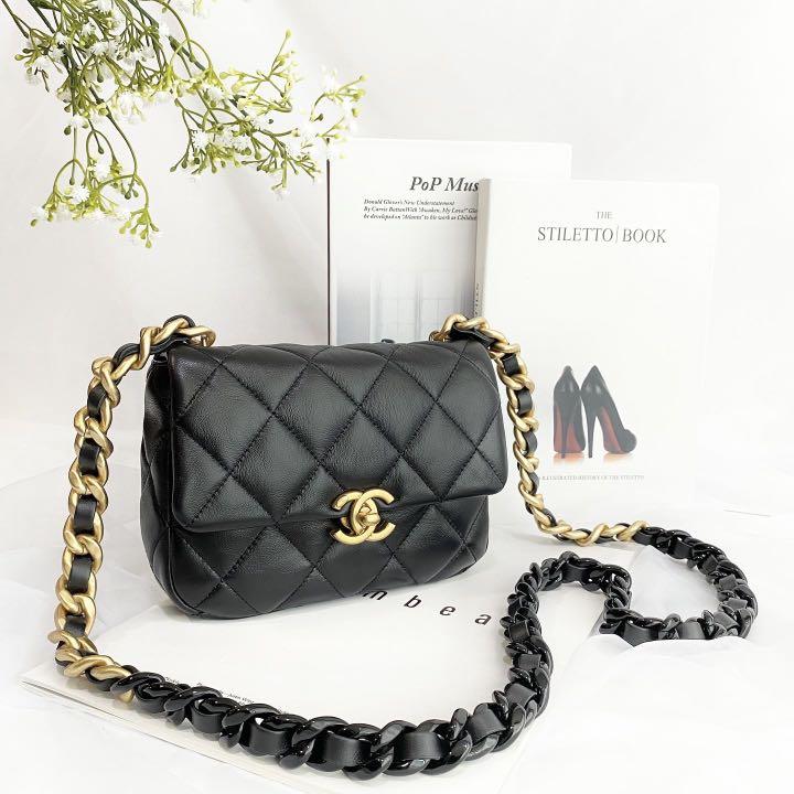 CHANEL Lambskin Quilted Small Lacquered Chain Flap Red 1000587