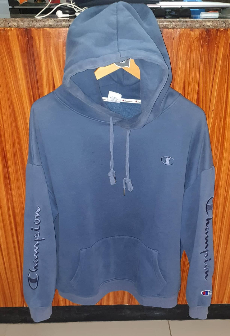 Champion hoodie clearance winnipeg
