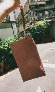 復古手提粉色皺紋證件皮革手機包 #vintage #iphone #passport