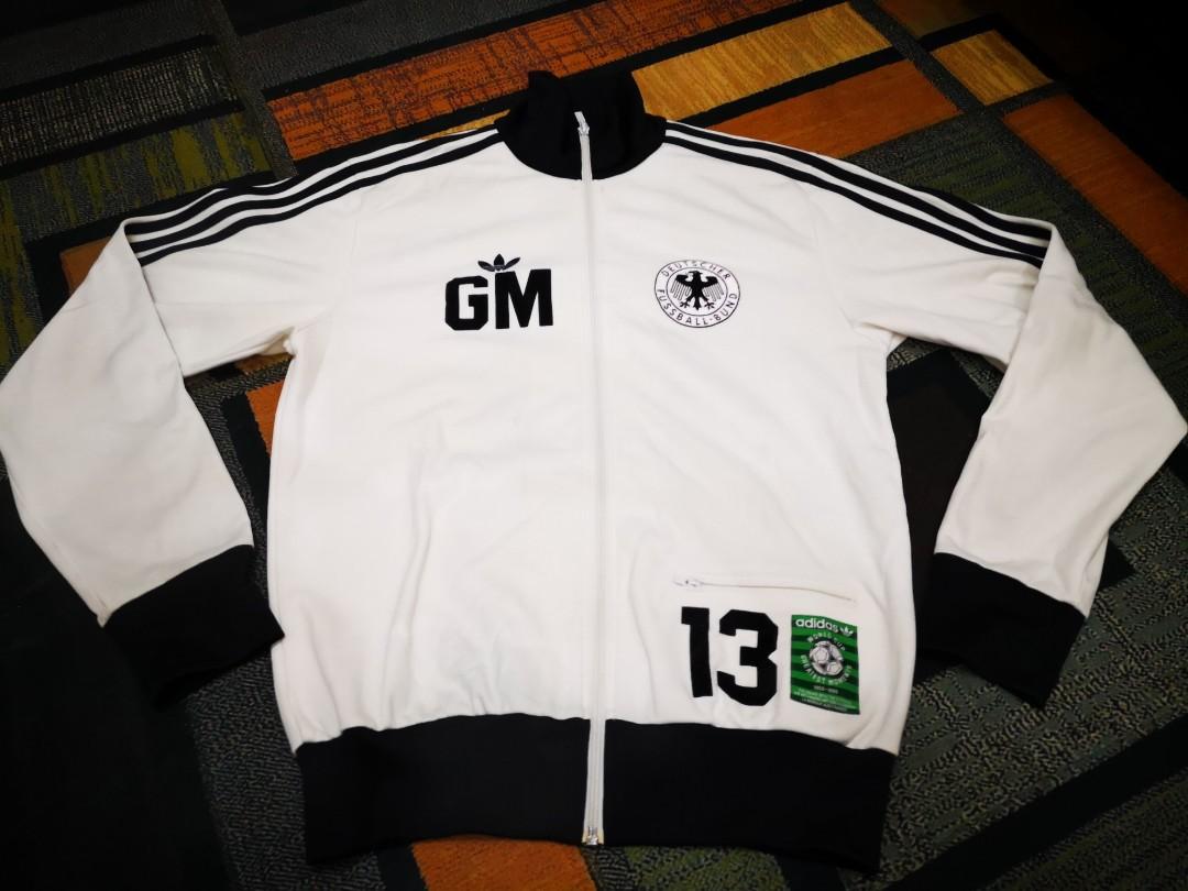 der bomber adidas jacket