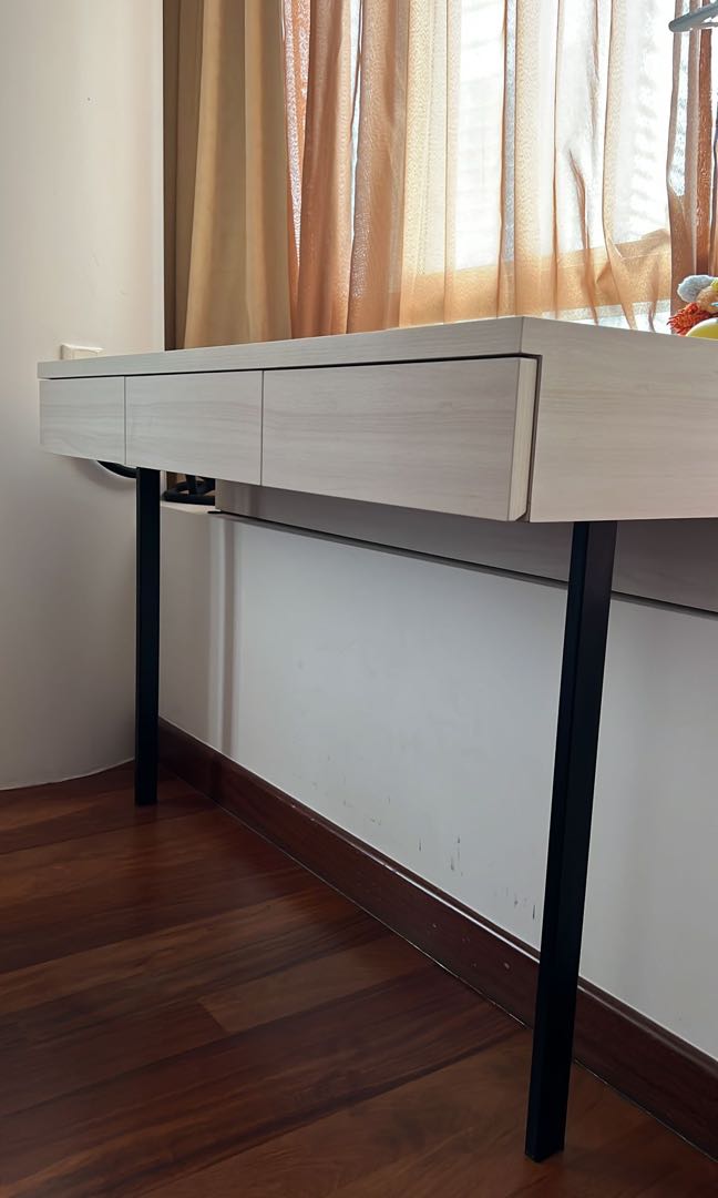 Bay Window study computer table & adjustable stool, Furniture & Home