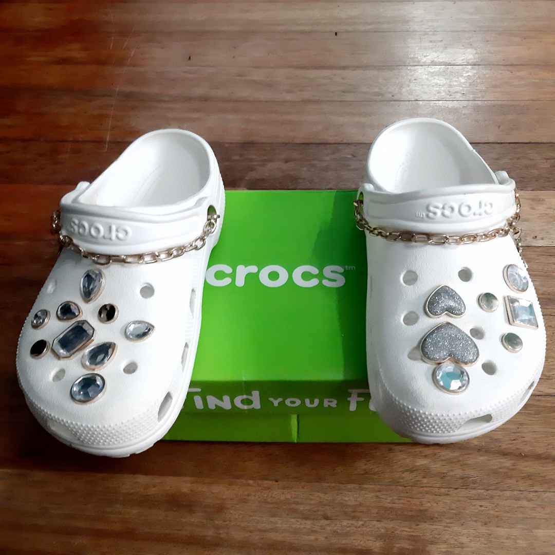 Bejeweled Crocs, Women's Fashion, Footwear, Slippers and slides on ...
