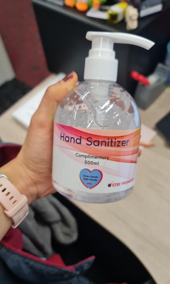 Large outlet bottle sanitizer