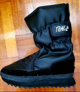 Black Snow Boots