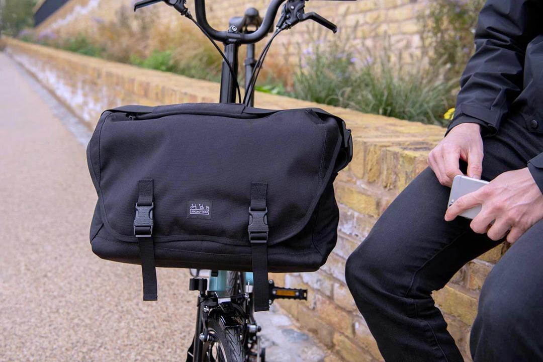 Brompton Metro Messenger L Bag (23L)
